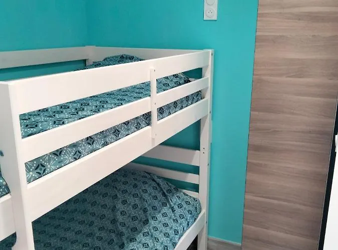 Ambeille Apartment *